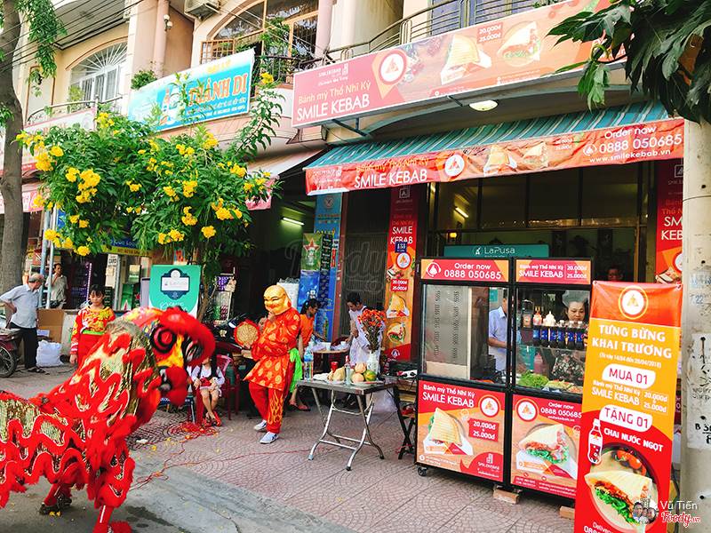 ẩm thực bánh mì nha trang