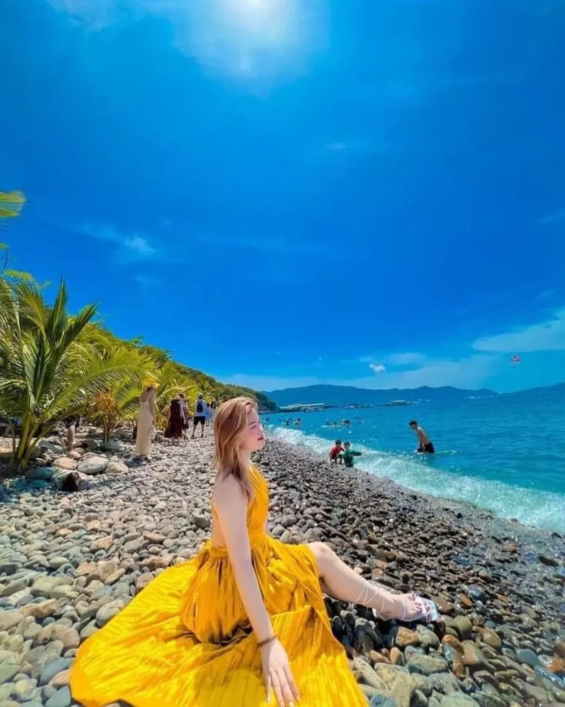 Tour 3 đảo VIP Nha Trang – Hòn Tằm