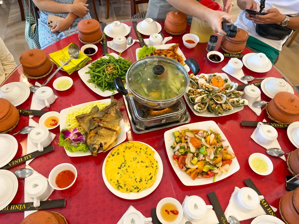 Tour Vịnh Vĩnh Hy 1 ngày từ Nha Trang | Let’s Fly Travel