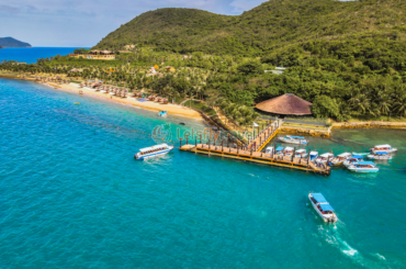 Cập nhập bảng giá vé mới nhất VinWonders Nha Trang 2025