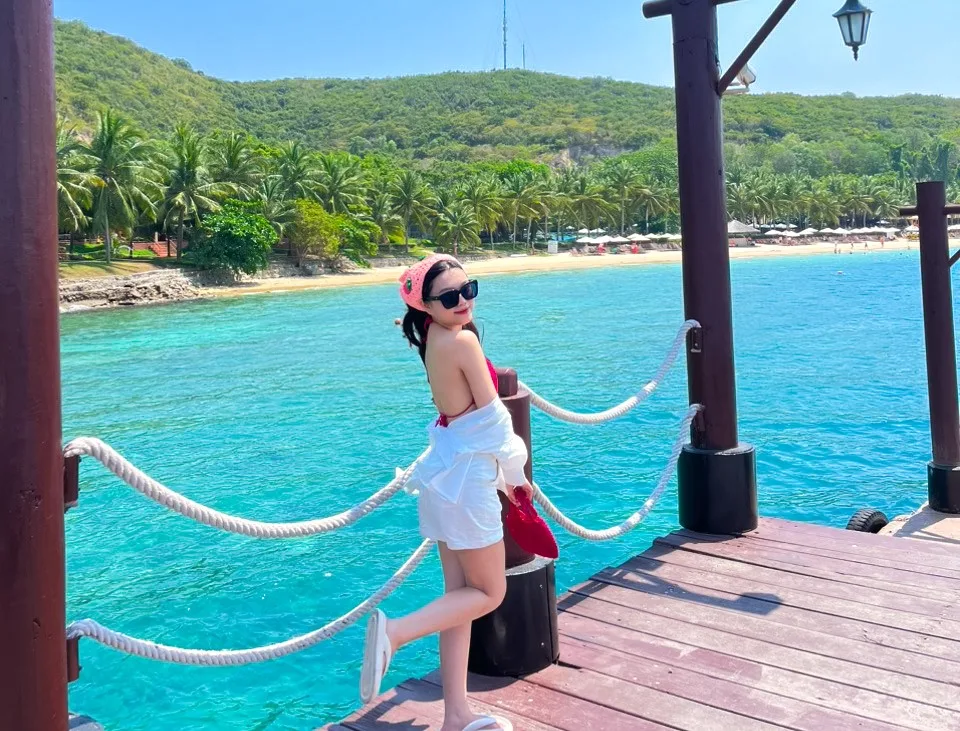 Tour vip Mini Beach - Hòn Tằm