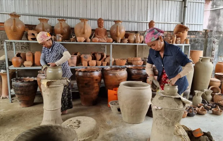 Làng gốm Bàu Trúc