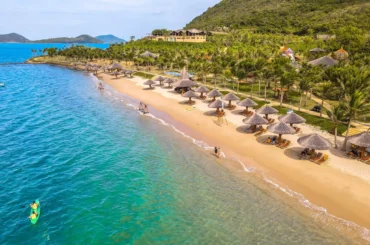 Pháp Viện Thánh Sơn Diên Khánh đẹp tựa cõi thiên thai