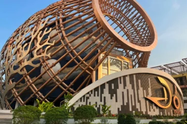 Nhà hát Đó biểu tượng giải trí mới tại Nha Trang