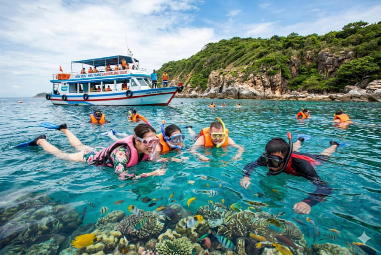 Tour lặn biển Hòn Mun - Làng Chài - Bãi Tranh