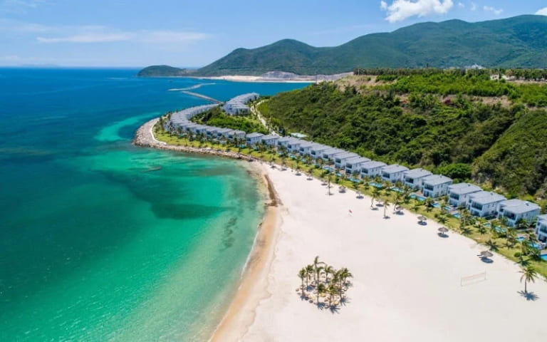 Tour Nha Trang – Mũi Né 5N4D phù hợp với du khách muốn khám phá hai điểm đến biển nổi tiếng trong thời gian ngắn