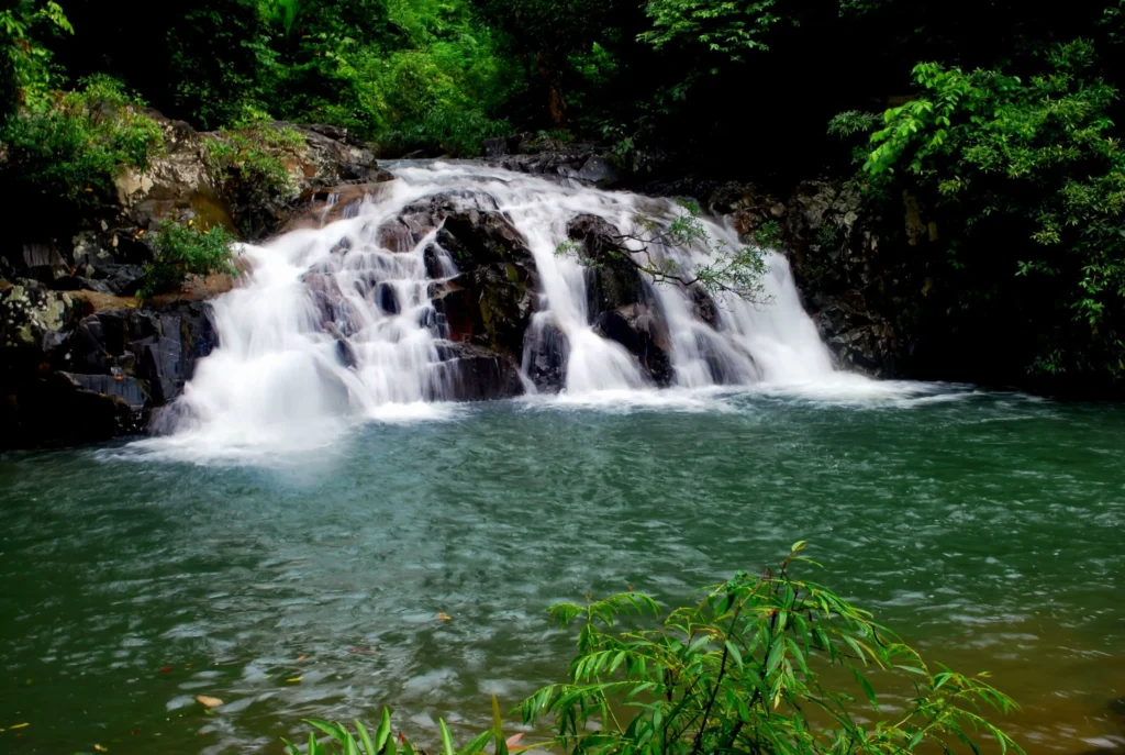 waterfalls and natural hot springs at yang bay tour