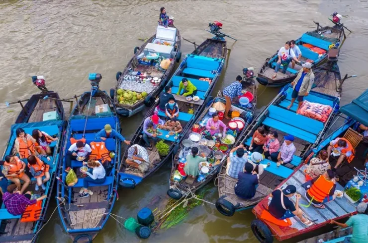 5 Days 4 Nights Ho Chi Minh – Cu Chi – Mekong – Floating Market