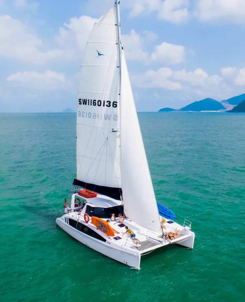 Du Thuyền Catamaran Seawind 1160 Lite