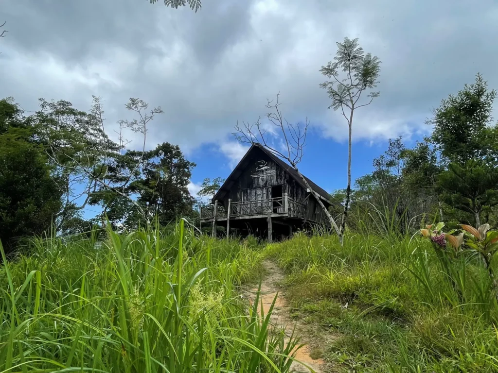 Tour chinh phục Hòn Bà nóc nhà Khánh Hòa