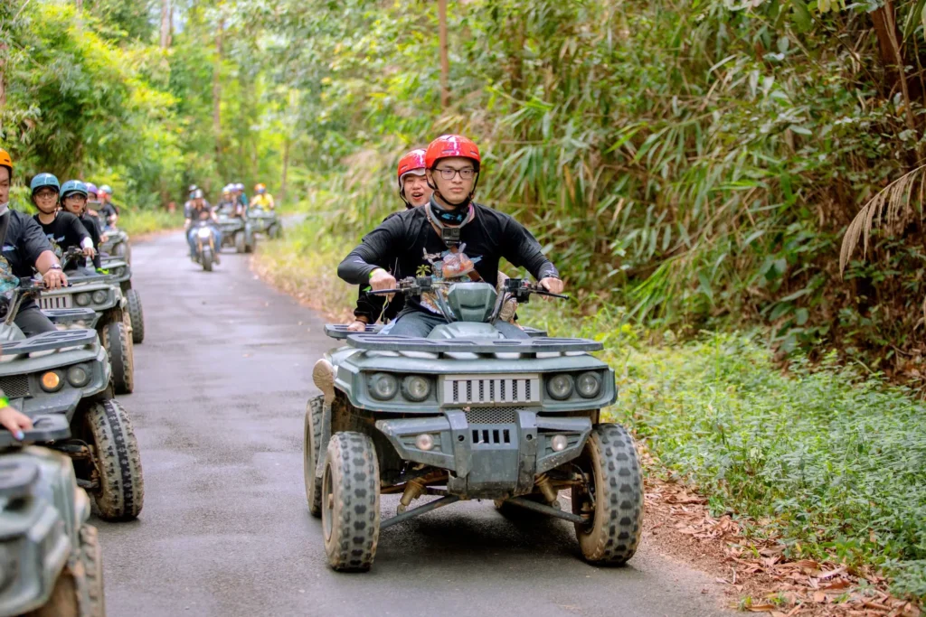 Tour chinh phục Hòn Bà nóc nhà Khánh Hòa