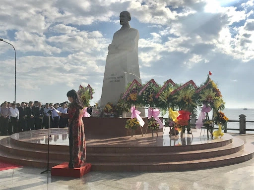 Tour Hòn Bà theo dấu chân bác sĩ Yersin