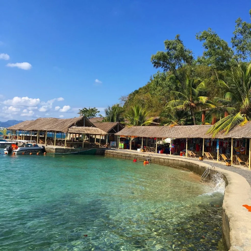 Tour nửa ngày buổi sáng trên du thuyền Aman Yacht