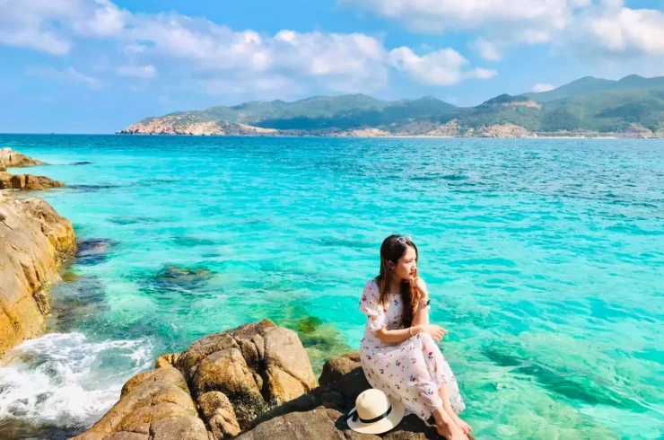 Vinh Hy Bay One-Day Tour