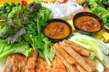 Nem nướng Nha Trang có gì đặc biệt khiến nhiều người mê mẩn?