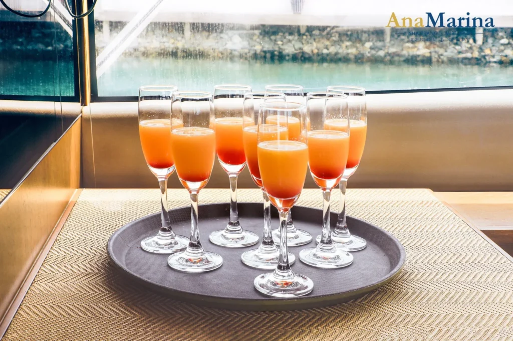 Tour ngắm hoàng hôn trên du thuyền Aman Yacht
