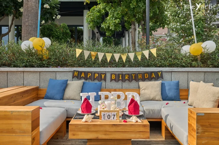 Vé tiệc BBQ buffet tại nhà hàng The Yacht Nha Trang