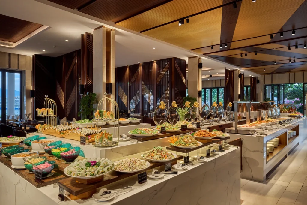tiệc bbq buffet tại nhà hàng the yacht nha trang