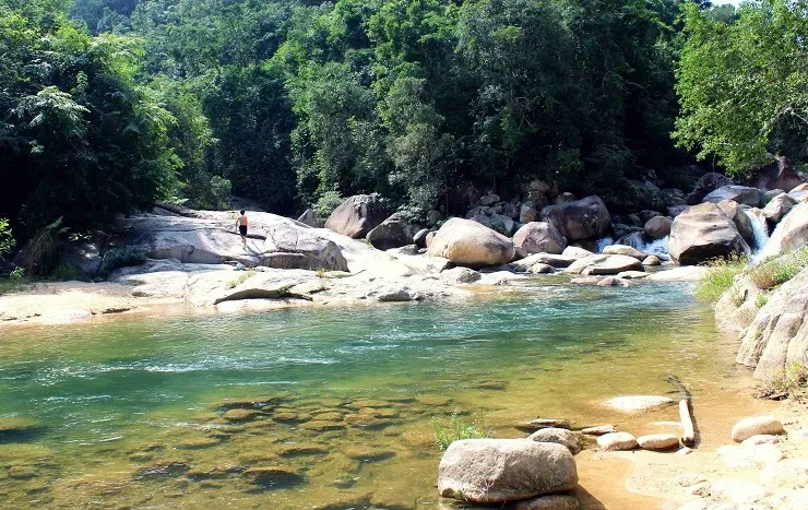 Tour chinh phục Hòn Bà nóc nhà Khánh Hòa