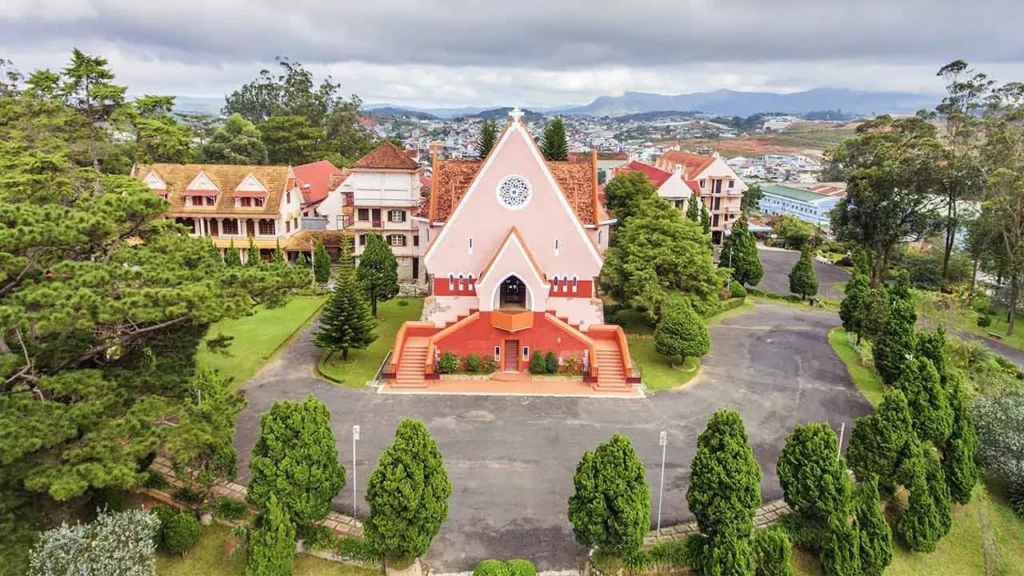 2 days car tour excursion dalat and mui ne