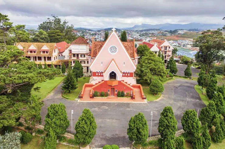 2 Days Car Tour Excursion Dalat and Mui Ne