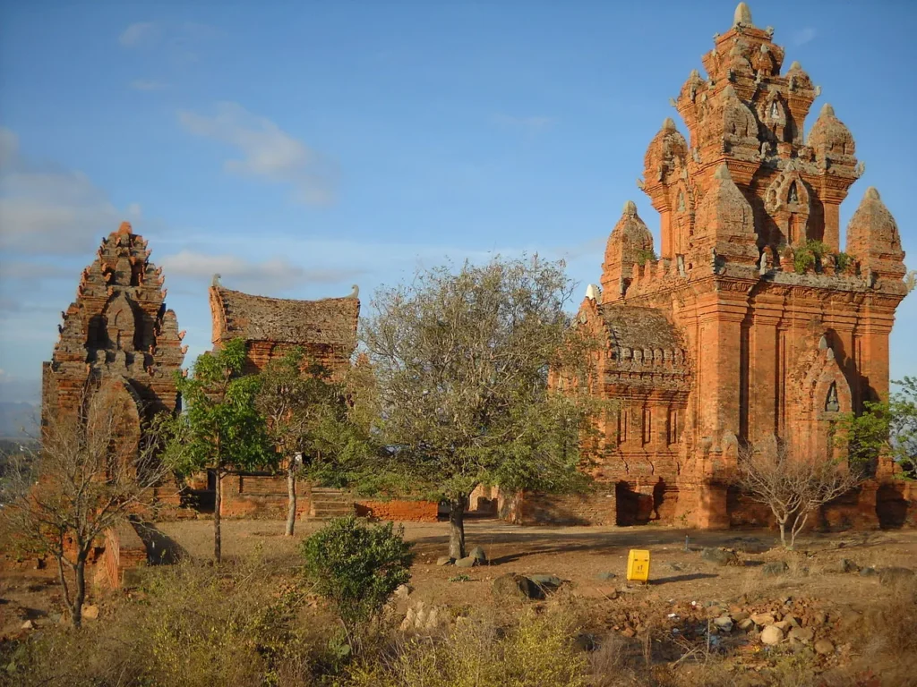 Private Ninh Thuan Tour – Mui Dinh Sand Dunes
