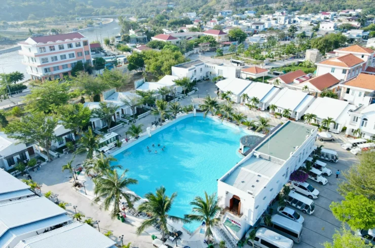 Tour Phan Rang Scenic and Vinh Hy Bay