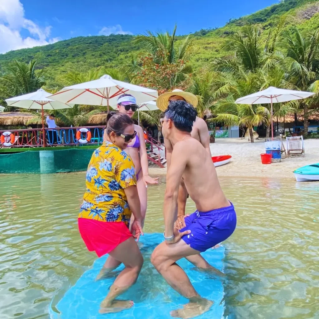 Tour vip Robinson – Hòn Tằm Resort