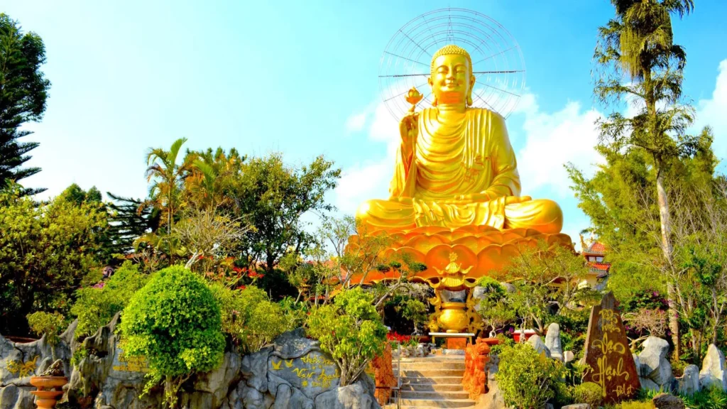 ngôi chùa đà lạt