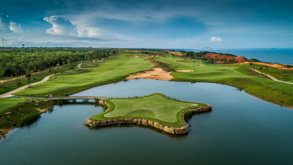 Golf NovaWorld tại Phan Thiết – Điểm hẹn đẳng cấp cho giới tinh hoa yêu Golf Golf NovaWorld tại Phan Thiết – Điểm hẹn đẳng cấp cho giới tinh hoa yêu Golf
