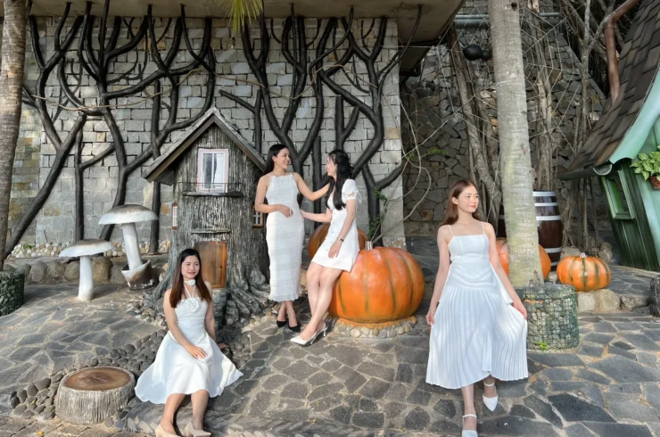 Vé Lâu Đài Rượu Vang Phan Thiết