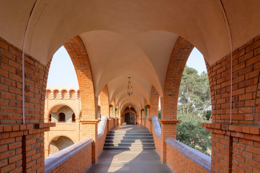 Vé Lâu Đài Rượu Vang Phan Thiết Vé Lâu Đài Rượu Vang Phan Thiết