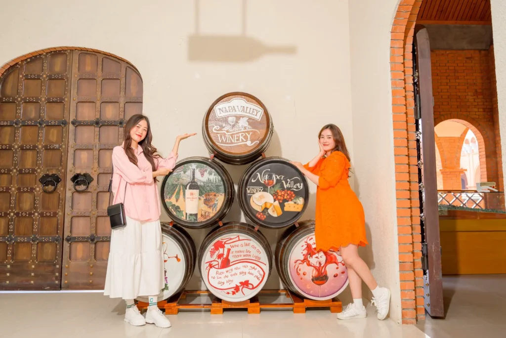 Vé Lâu Đài Rượu Vang Phan Thiết Vé Lâu Đài Rượu Vang Phan Thiết