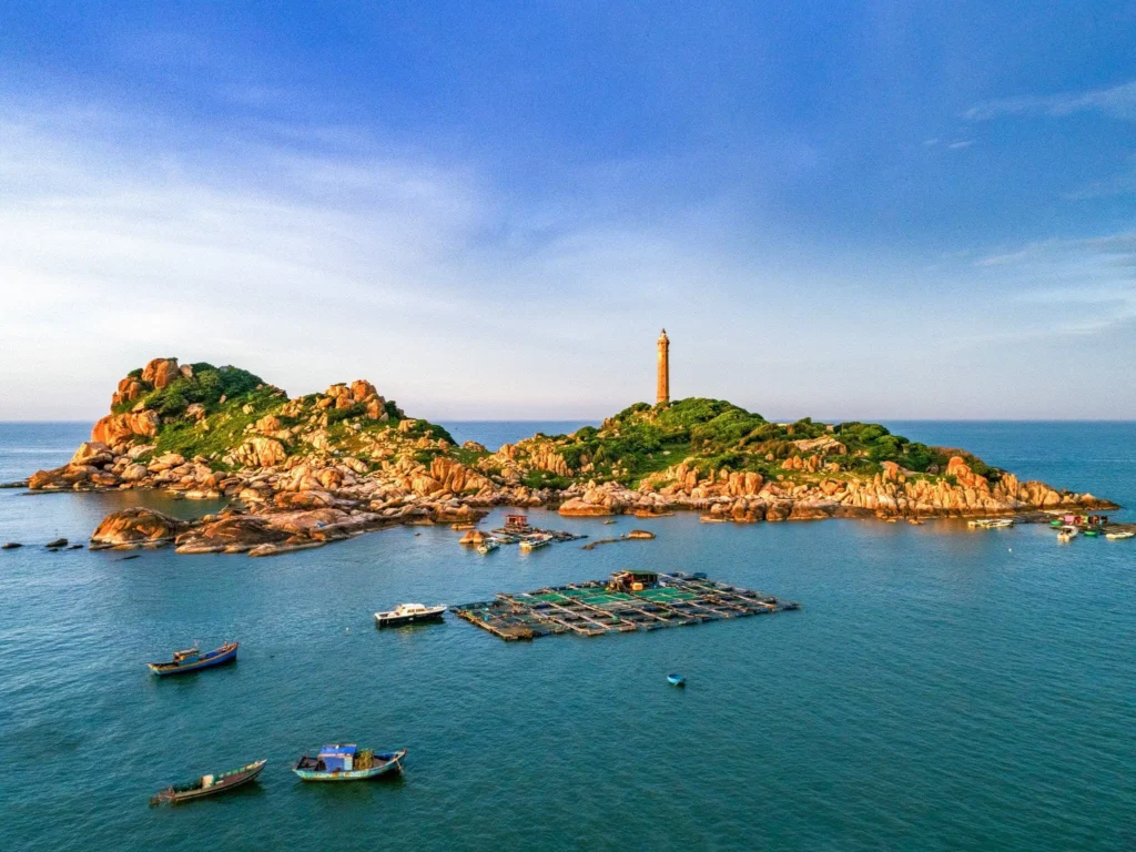 Tour Núi Tà Cú và Hải Đăng Kê Gà 1 Ngày