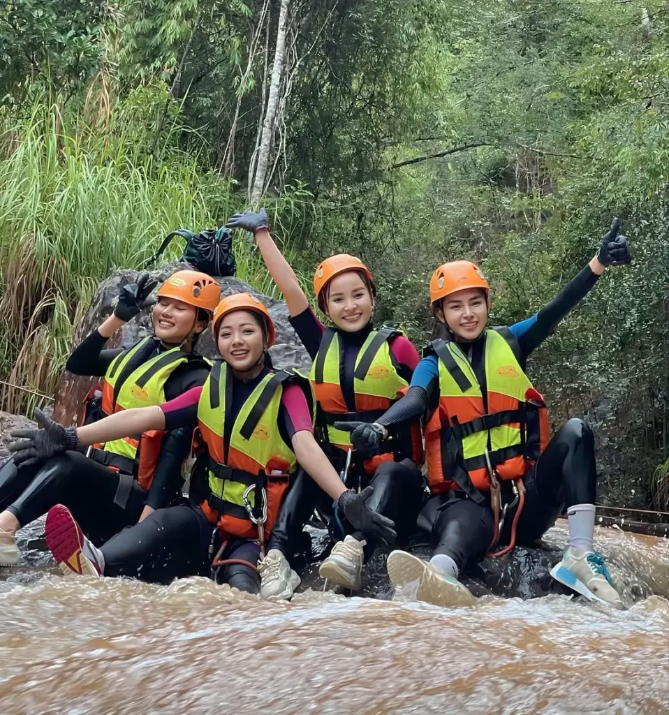 Tour Vượt Thác Datanla