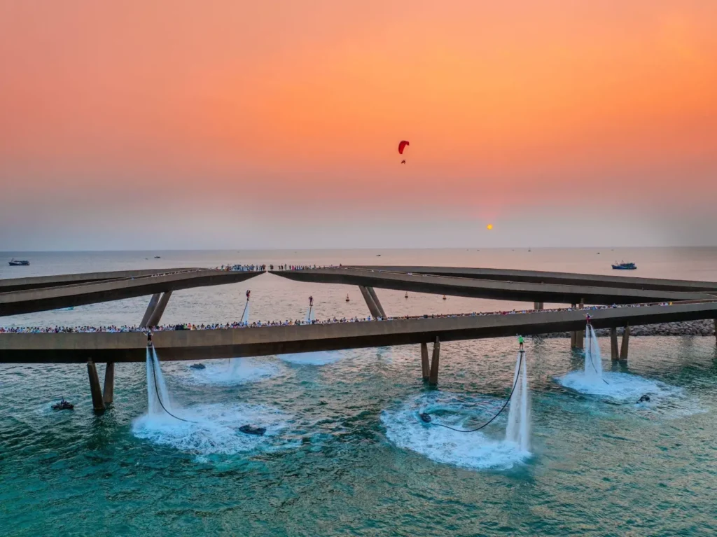 Tour Cầu Hôn – Sunset Town ngắm pháo hoa