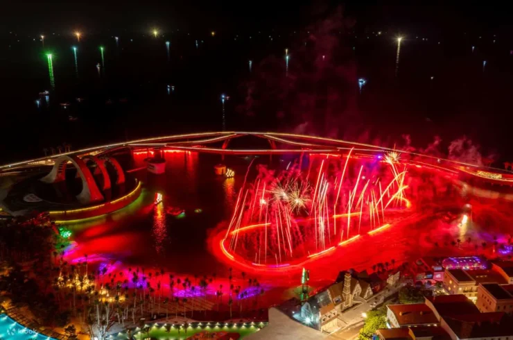 Tour Cầu Hôn – Sunset Town ngắm pháo hoa