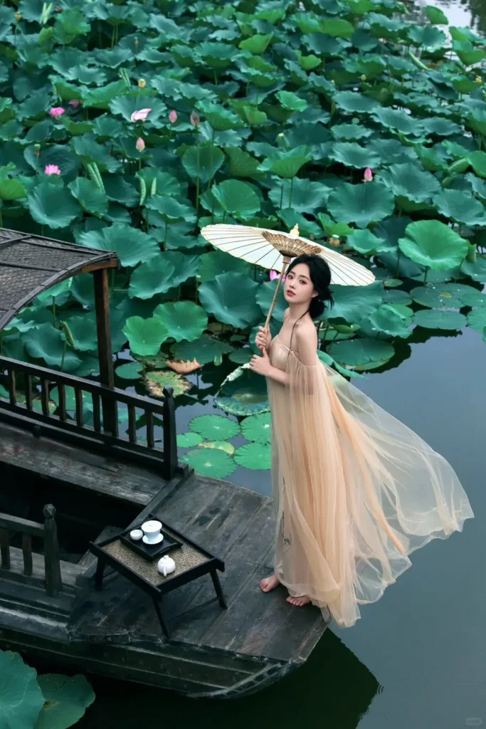 Tour Hà Nội – Côn Minh – Kiệu Tử Sơn 4N3Đ
