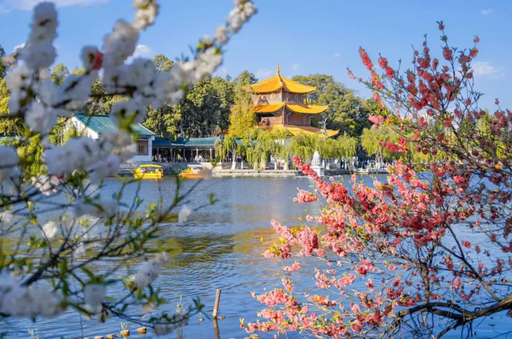 Tour Hà Nội – Côn Minh – Kiệu Tử Sơn 4N3Đ