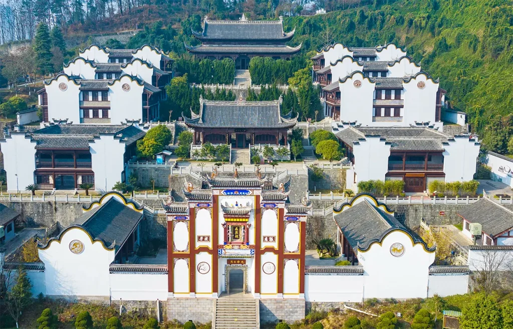 Tour Nghi Xương – Tam Hiệp – Phượng Hoàng Cổ Trấn – Trương Gia Giới 5N4Đ