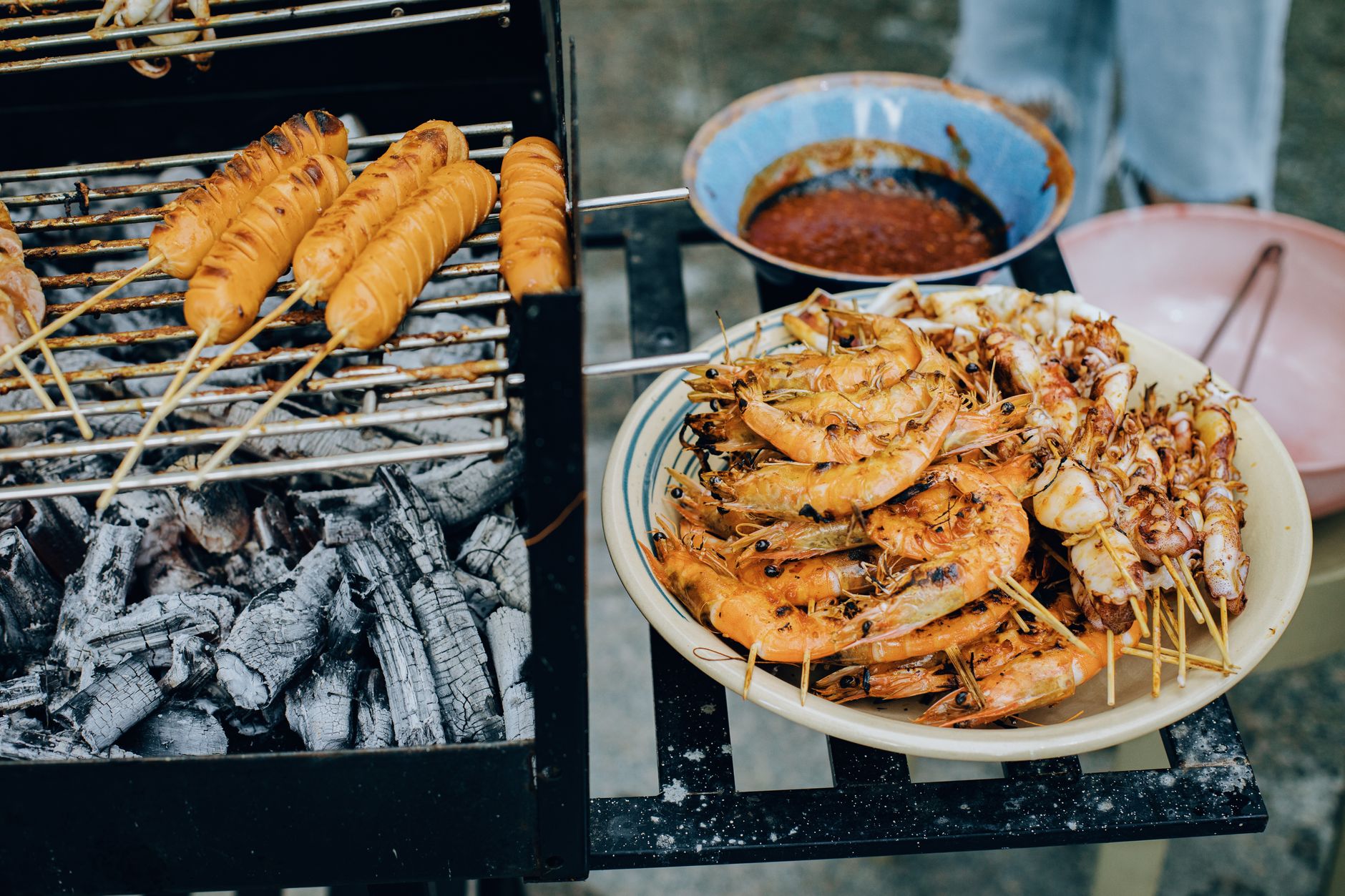 Hải sản tươi sống nướng thơm ngon tại nhà hàng Làng Chài Nha Trang