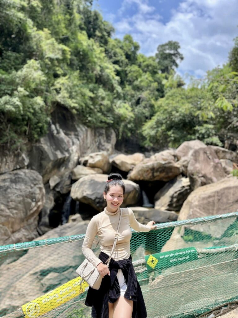 Tour suối Ba Hồ 1 ngày