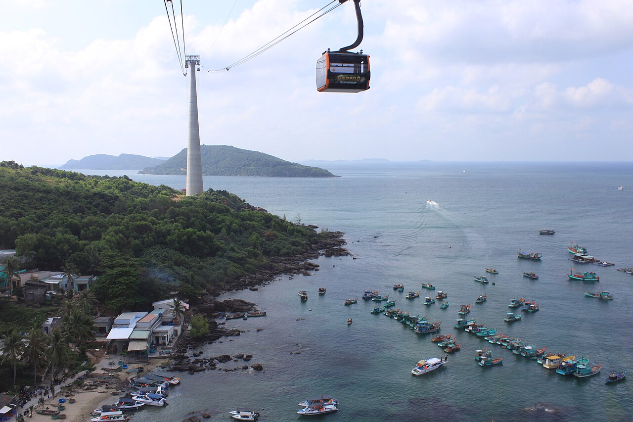 Hon Thom cable car Phu Quoc