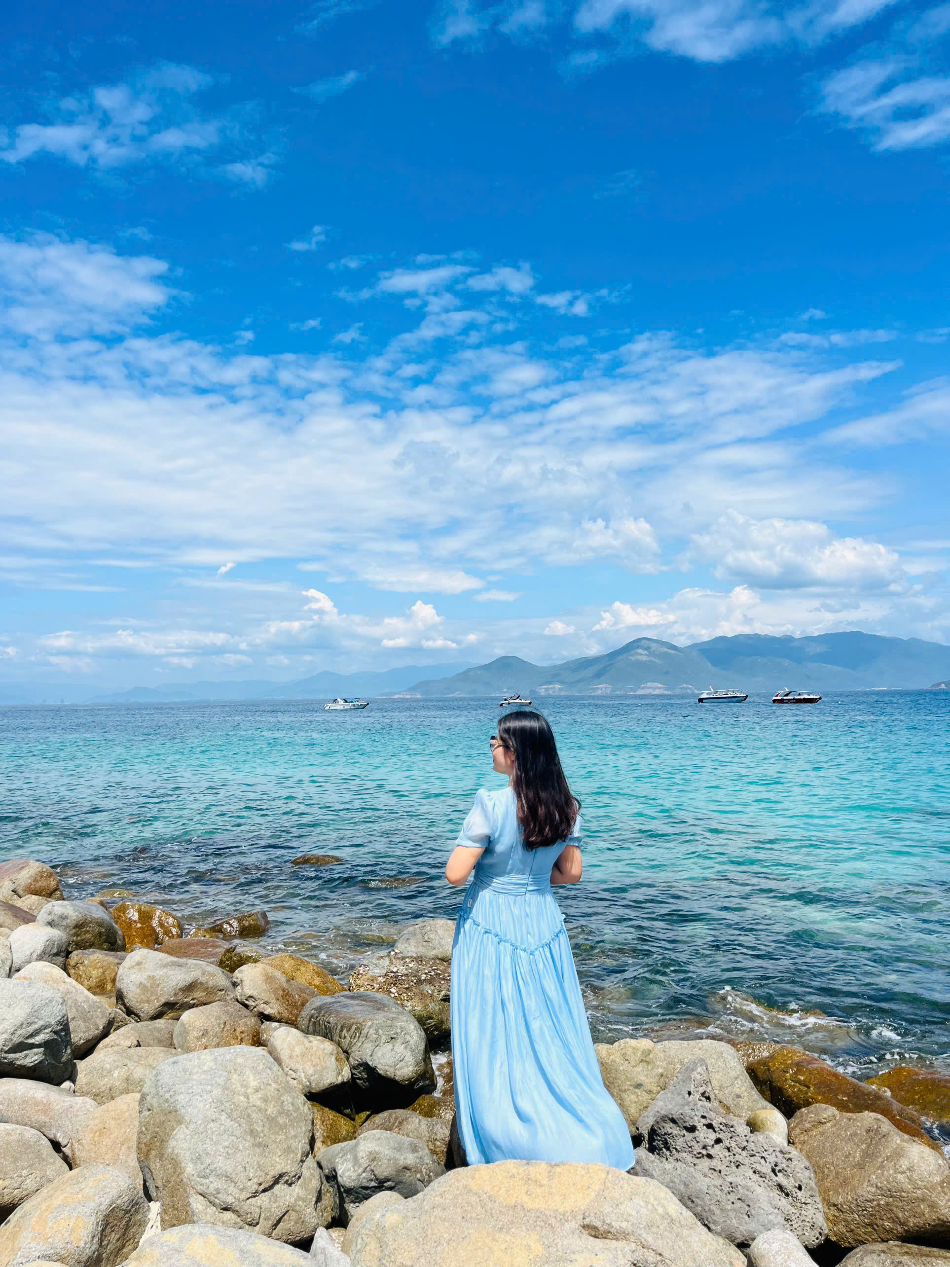 Lặn ngắm san hô Hòn Mun Nha Trang