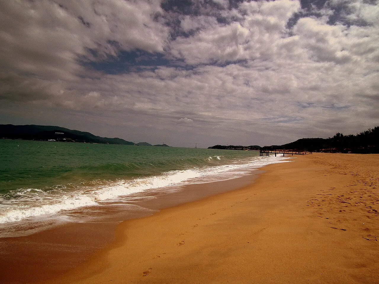 Biển Nha Trang mùa đẹp