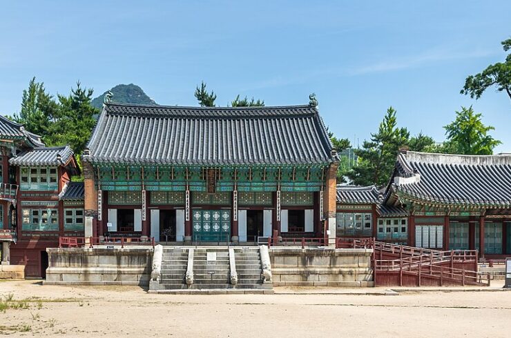 Seoul Gyeongbokgung palace South Korea